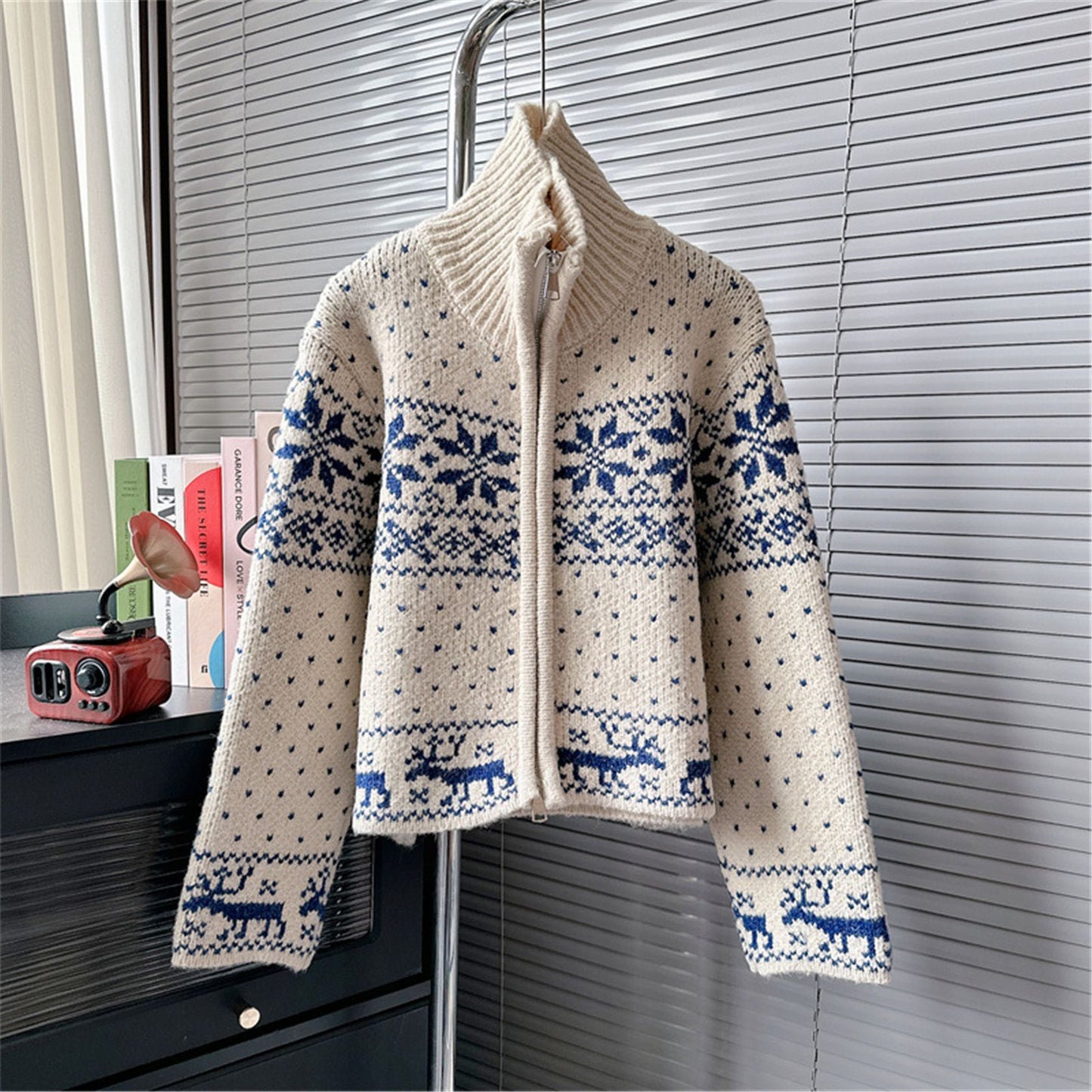 Vintage Cropped Knit Cardigan with Stand Collar