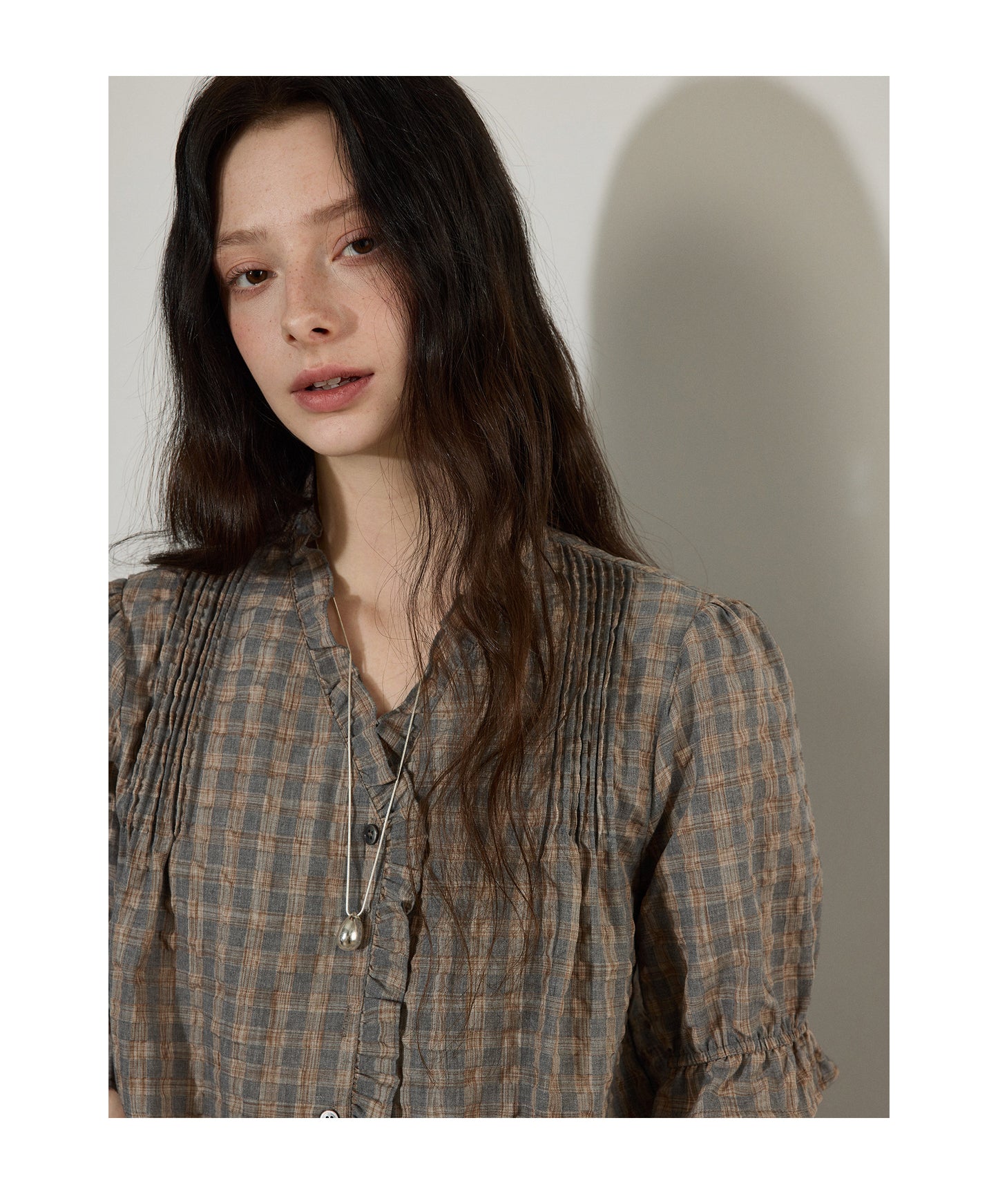 choose high-end ruffled five-quarter sleeve shirt